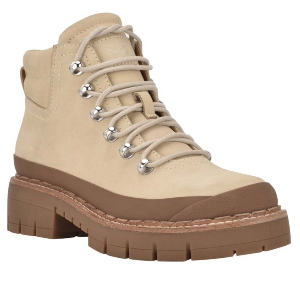 Marc Fisher LTD Cairy Hiking Boots in Light Natural size 5.5